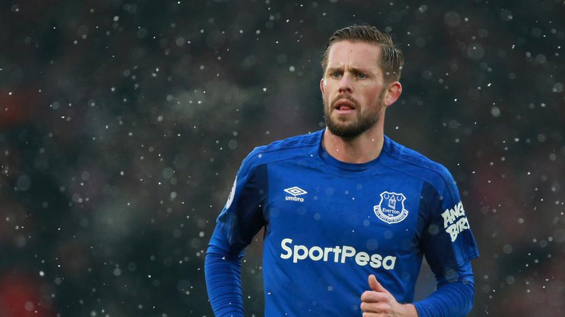 法甲劲旅巴黎圣日耳曼寻求五冠王梦想，法甲巴黎圣日耳曼首发阵容